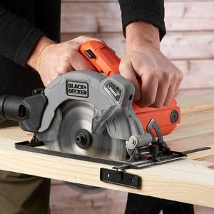 BLACK+DECKER 1250W Circular Saw in use.
