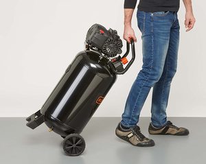 BLACK+DECKER 227/50V NK Air Compressor's portability.