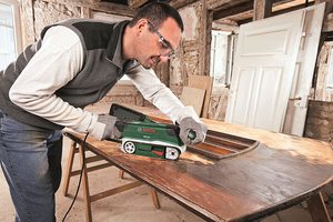 Bosch PBS 75 A Belt Sander in use.
