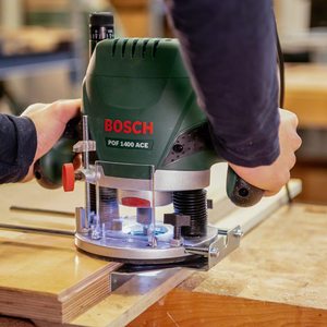 Bosch POF 1400 ACE Router in use.