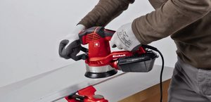 Einhell TE-RS 40 E 400W Random Orbit Sander in use.
