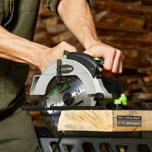 GALAX PRO 1400W Circular Saw in use.