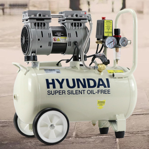 Hyundai HY7524 Air Compressor on the ground.