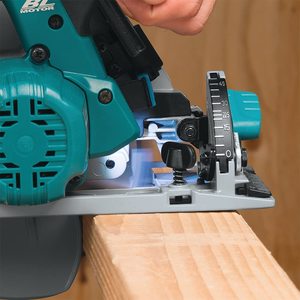 Makita DHS680Z Circular Saw in use.