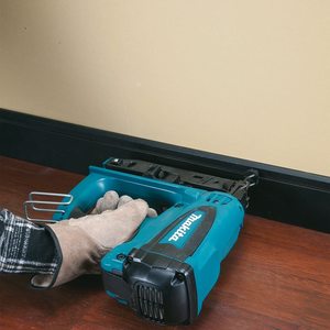 Makita GF600SE Second Fix Gas Nailer in use.