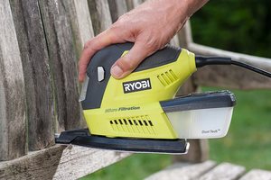 Ryobi RMS180-S Multi-Sander in use.