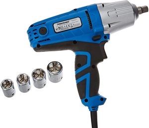 Silverline Impact Wrench's accessories.