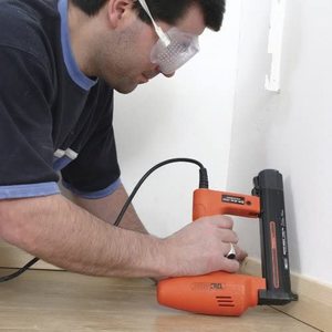 Tacwise 191EL Pro Electric Nailer/Stapler in use.