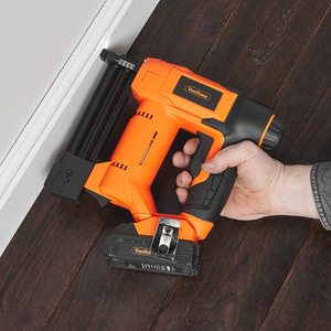 VonHaus 18V Cordless Nail & Staple Gun in use.